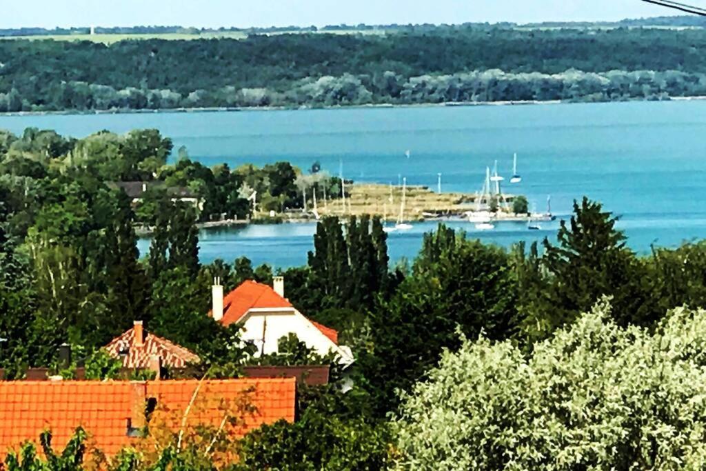 'New' Sunkissed Villa On The Old Hill Balatonalmádi Exteriör bild